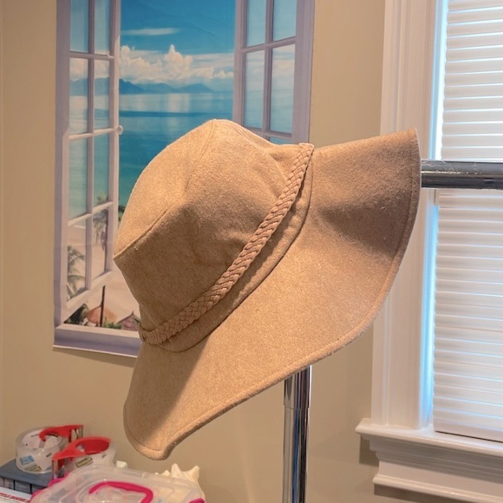 Asn wool hat..festival vibes